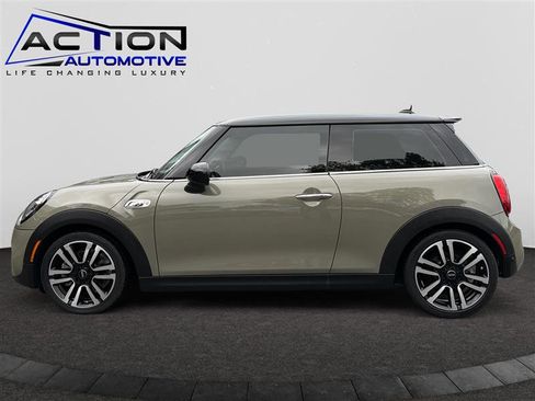 Used 2019 MINI Cooper S w/ Premium Package image 2
