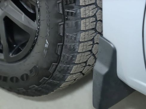 Used 2024 Chevrolet Silverado 1500 RST image 35