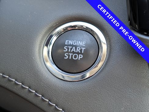 Used 2023 Toyota Highlander XLE image 34