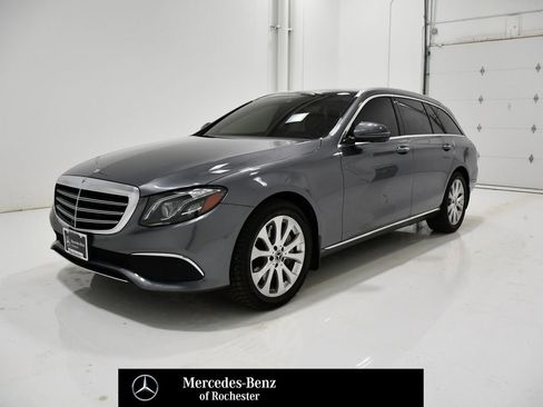 Used 2019 Mercedes-Benz E 450 4MATIC Wagon image 1
