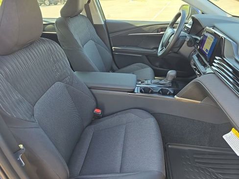 Used 2026 Toyota Camry LE image 10