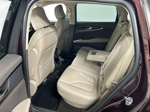 Used 2023 Lincoln Nautilus AWD w/ Premium Package image 20