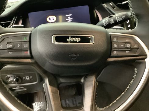 New 2026 Jeep Grand Cherokee L Limited AWD/4WD image 15