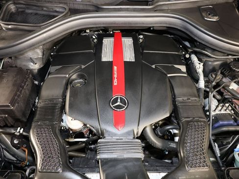 Used 2019 Mercedes-Benz GLE 43 AMG GLE 43 AMG image 36