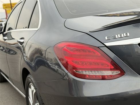 Used 2016 Mercedes-Benz C 300 4MATIC Sedan image 13