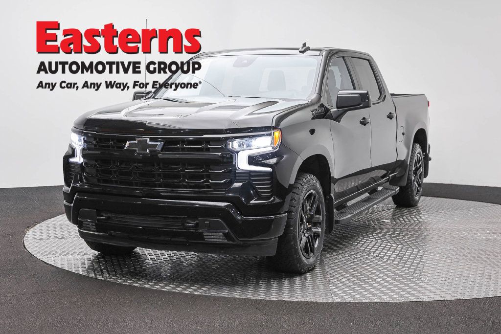 Used 2024 Chevrolet Silverado 1500 RST w/ Z71 Off-Road Package AWD/4WD image 1