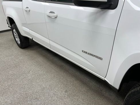Used 2016 Chevrolet Colorado LT w/ LT Convenience Package image 12