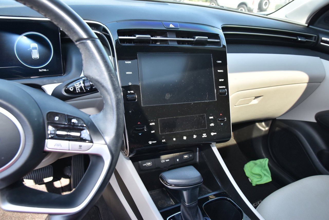 Used 2023 Hyundai Tucson SEL w/ Convenience Package FWD image 9