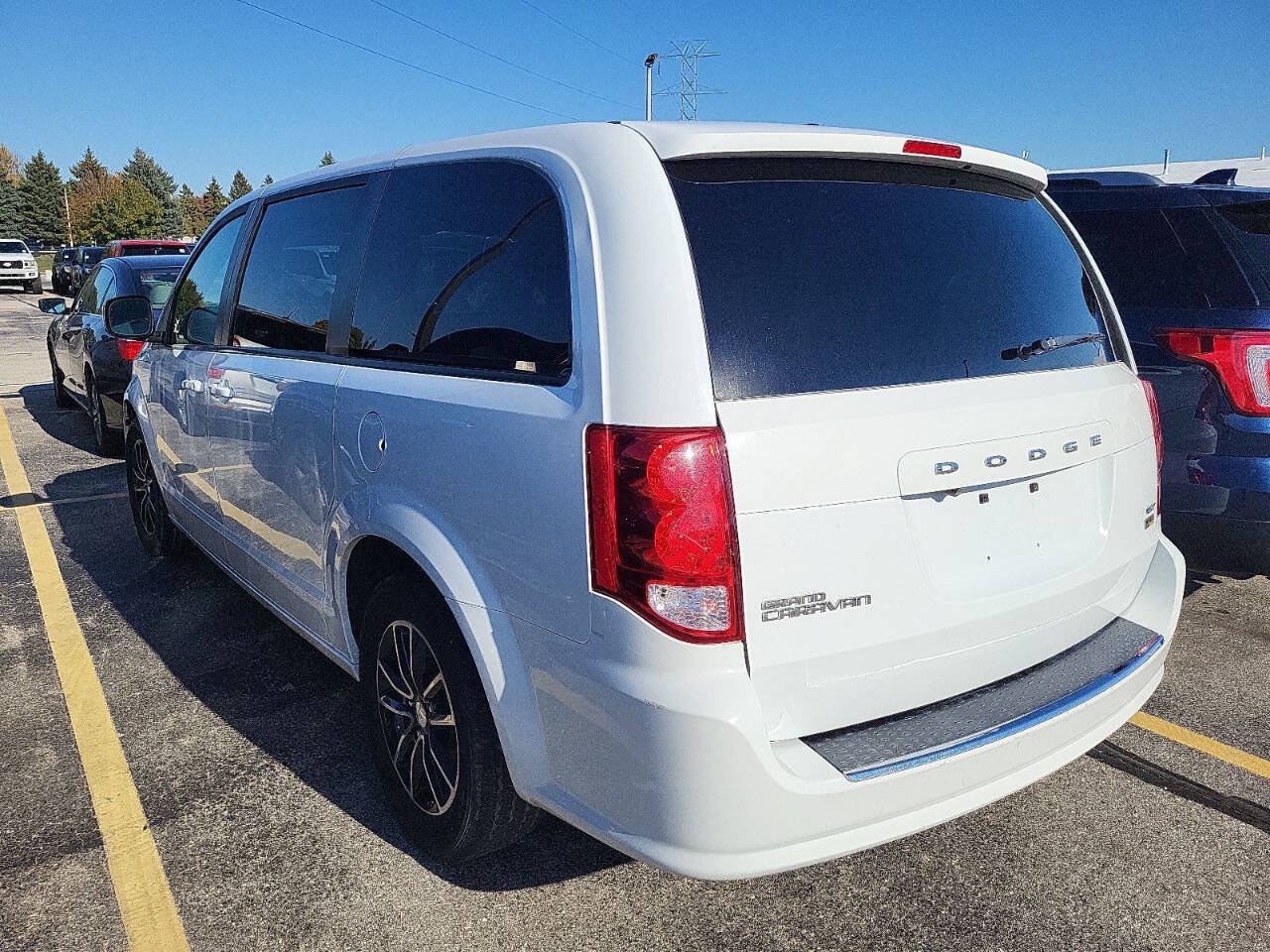 Used 2019 Dodge Grand Caravan GT FWD image 6