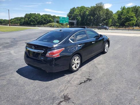 Used 2014 Nissan Altima 2.5 SL w/ Technology Package FWD image 5