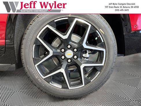 New 2026 Chevrolet Traverse High Country w/ LPO, Floor Liner Package image 37