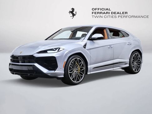 Used 2025 Lamborghini Urus SE AWD/4WD image 1