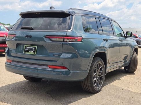 New 2026 Jeep Grand Cherokee L Summit w/ Obsidian Package AWD/4WD image 13