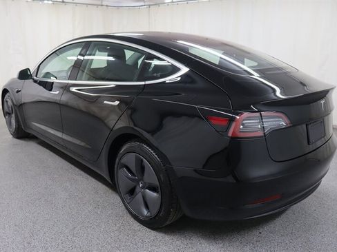 Used 2018 Tesla Model 3 Mid Range RWD image 5
