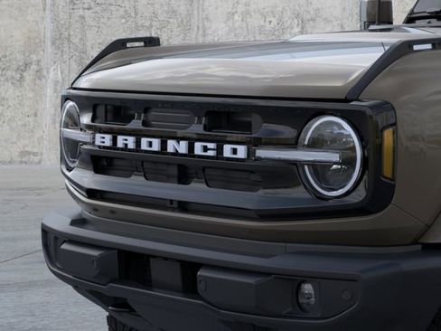 New 2026 Ford Bronco Outer Banks AWD/4WD image 19