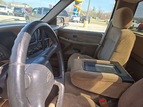 Used 2000 Chevrolet Silverado 1500 LS image 10