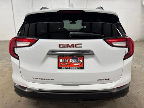 Used 2024 GMC Terrain AT4 w/ LPO, Floor Liner Package AWD/4WD image 6