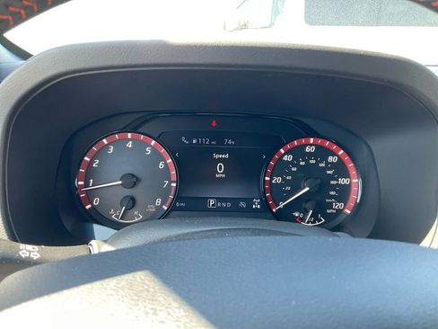 New 2025 Nissan Frontier PRO-4X w/ Black Accent Package image 19