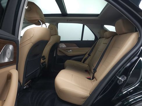 Used 2025 Mercedes-Benz GLE 350 4MATIC image 25