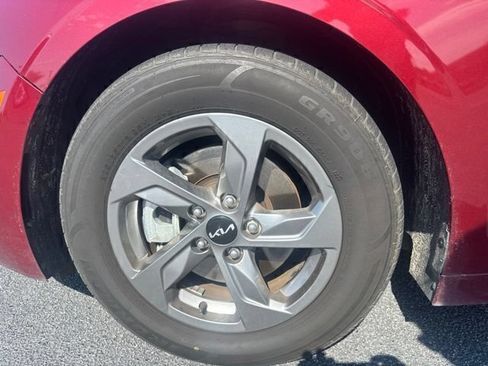 Used 2023 Kia K5 LXS FWD image 12