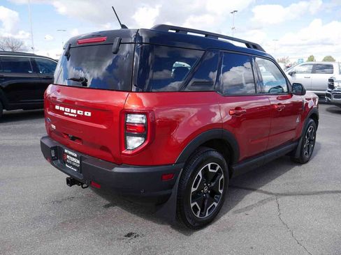 Used 2024 Ford Bronco Sport Outer Banks w/ Tech Package image 18