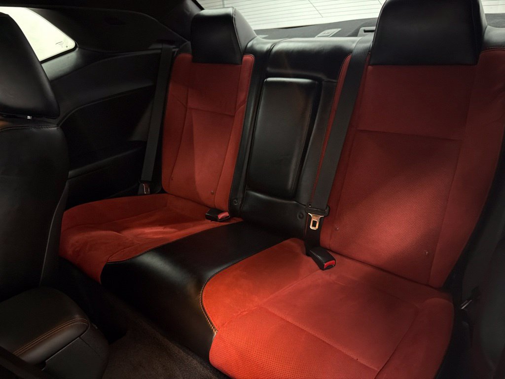 Used 2016 Dodge Challenger R/T Plus RWD image 23