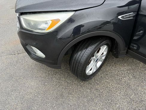 Used 2017 Ford Escape SE AWD/4WD image 57