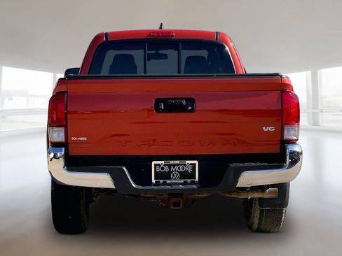 Used 2016 Toyota Tacoma TRD Off-Road w/ Towing Package AWD/4WD image 4