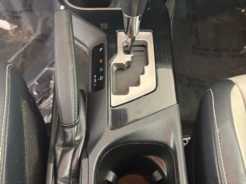 Used 2017 Toyota RAV4 Limited w/ Advanced Technology Package image 10