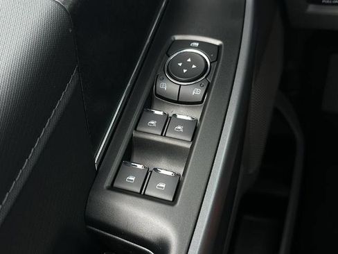 New 2025 Ford F150 Lightning Flash image 28