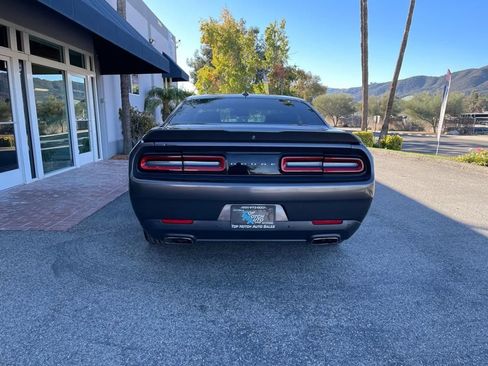 Used 2015 Dodge Challenger SXT Plus image 6