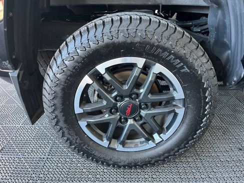 Used 2024 Toyota Tacoma TRD Sport w/ TRD Sport Upgrade Package AWD/4WD image 26