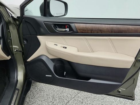 Used 2018 Subaru Outback 2.5i Limited AWD/4WD image 26