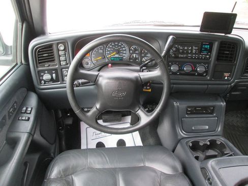 Used 2000 Chevrolet Silverado 2500 LT AWD/4WD image 19