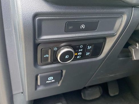 Used 2025 Ford F150 STX w/ Equipment Group 200A RWD image 15