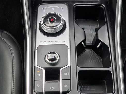 Used 2022 Kia Sorento EX FWD image 17