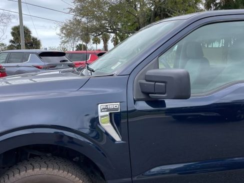 Used 2023 Ford F150 XLT image 3