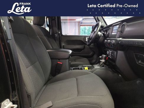 Used 2023 Jeep Wrangler Unlimited Sport AWD/4WD image 19