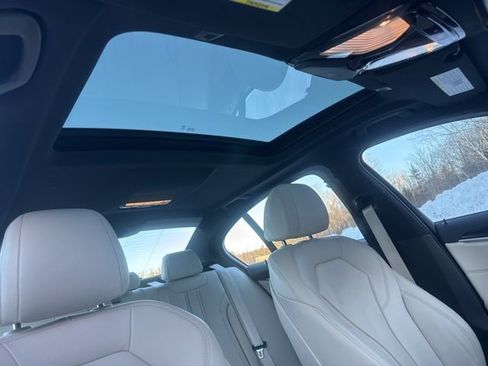 Used 2022 BMW 540i xDrive w/ Premium Package AWD/4WD image 37
