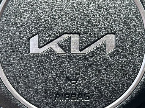 Used 2023 Kia Sportage LX image 28