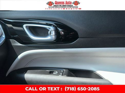 Used 2022 Jeep Compass Limited AWD/4WD image 24