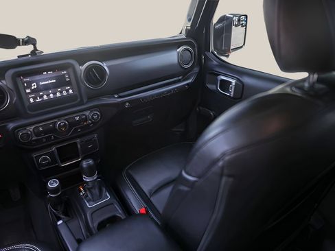 Used 2023 Jeep Wrangler Unlimited Sport AWD/4WD image 25