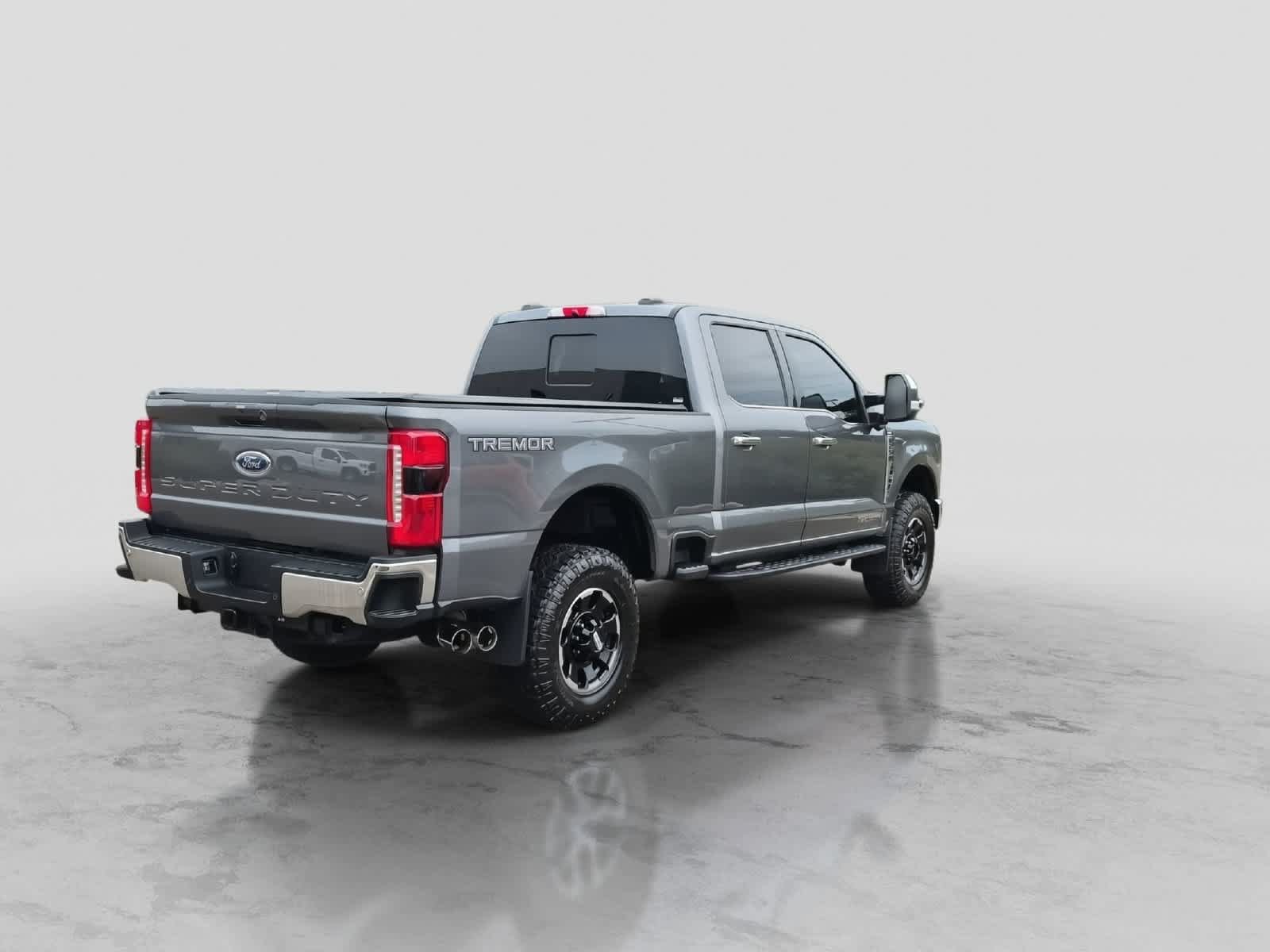 Used 2026 Ford F250 Lariat w/ Tremor Off-Road Package AWD/4WD image 8