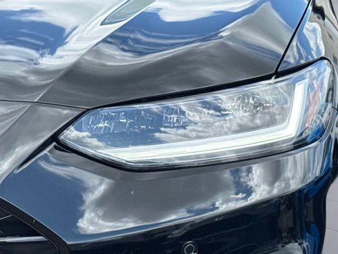 New 2026 Honda HR-V EX-L image 10