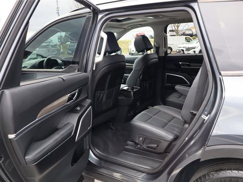 Certified 2022 Kia Telluride EX w/ EX Premium Package image 24