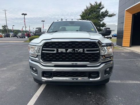 Used 2024 RAM 3500 Big Horn AWD/4WD image 3
