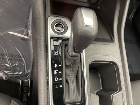 Used 2025 Nissan Sentra SV image 13