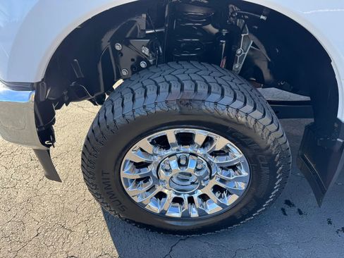 Used 2020 Ford F350 Lariat w/ Lariat Ultimate Package image 10