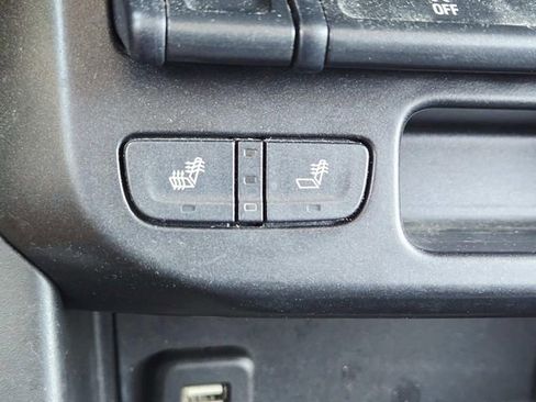 Used 2017 Chevrolet Colorado Z71 AWD/4WD image 17