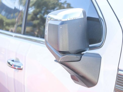 Used 2022 GMC Sierra 1500 Denali image 7